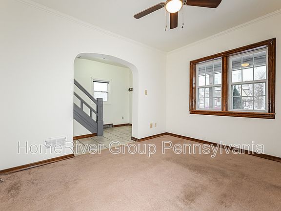 3rd image of 133 Goldwood Ave