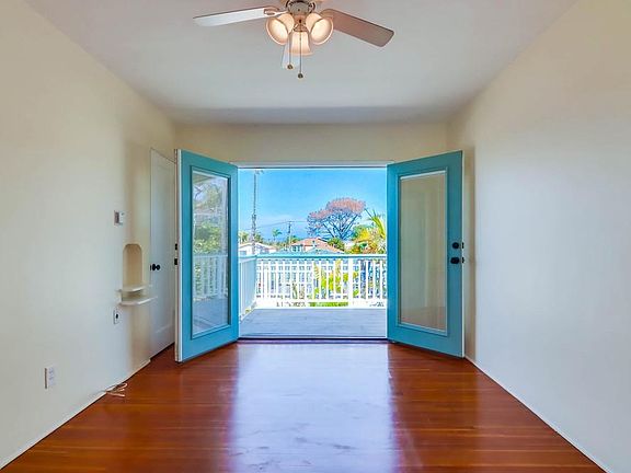 2nd image of 4621 Santa Monica Ave