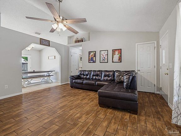 5th image of 5412 Brandon Dr