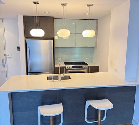 5th image of 2145 44th Dr APT 2B