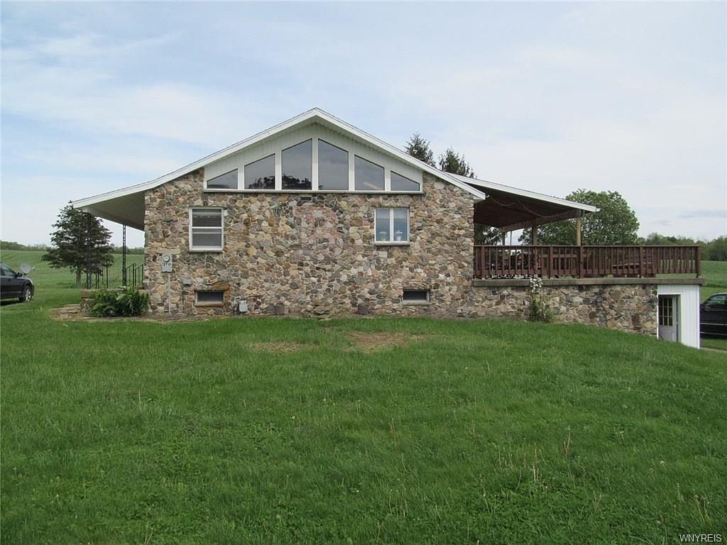 12719 Ketchum Rd, Lawtons, NY 14091 | Zillow