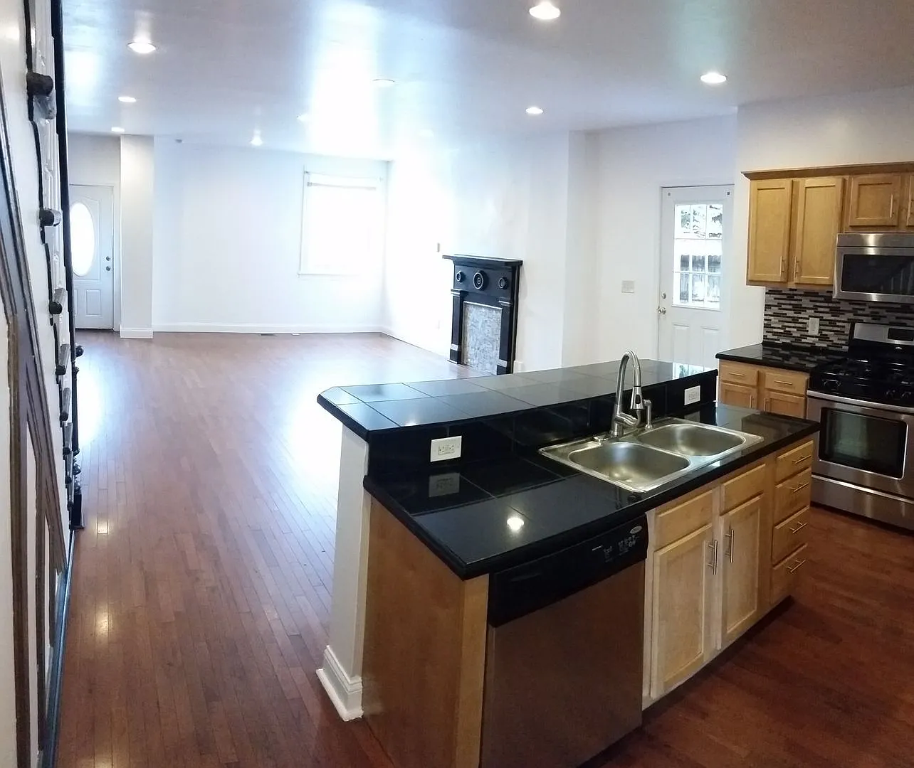 Student Housing - South Side Flats — Photo 2