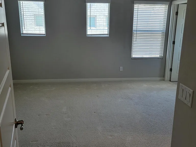 8234 N 22nd Dr — Photo 21