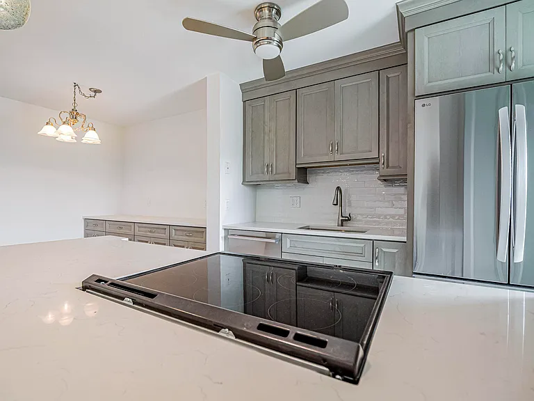 37 Yacht Club Dr #310 — Photo 7