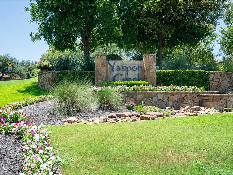 210 Rivulet Ln — Photo 1