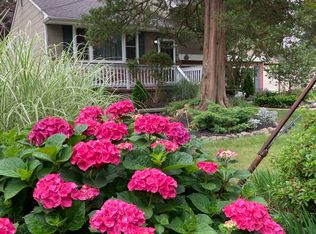 2 Catalina Ct, West Deptford, NJ 08096