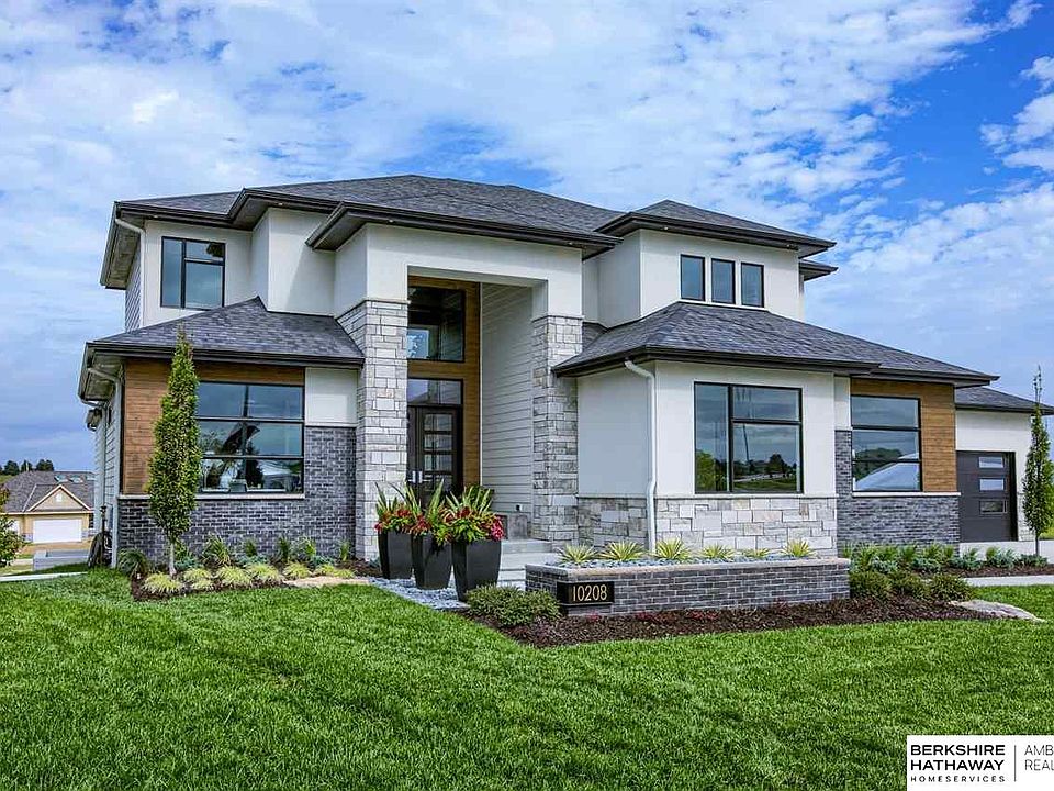 1st image of 10208 S 183 Avenue Cir