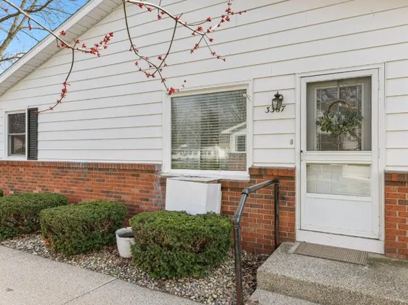3367 Division Ave SW, Grandville, MI 49418