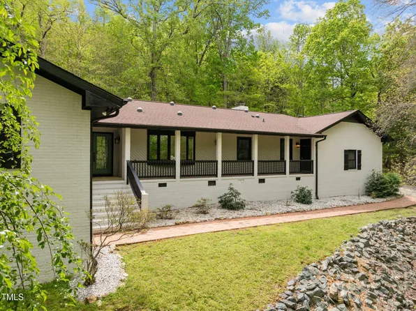 3518 Travis Ct, Chapel Hill, NC 27516