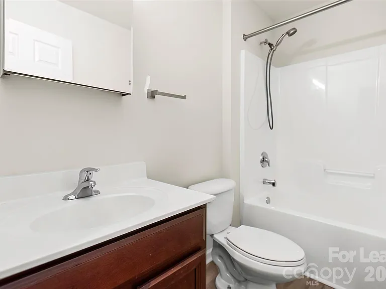417 Armour St — Photo 29