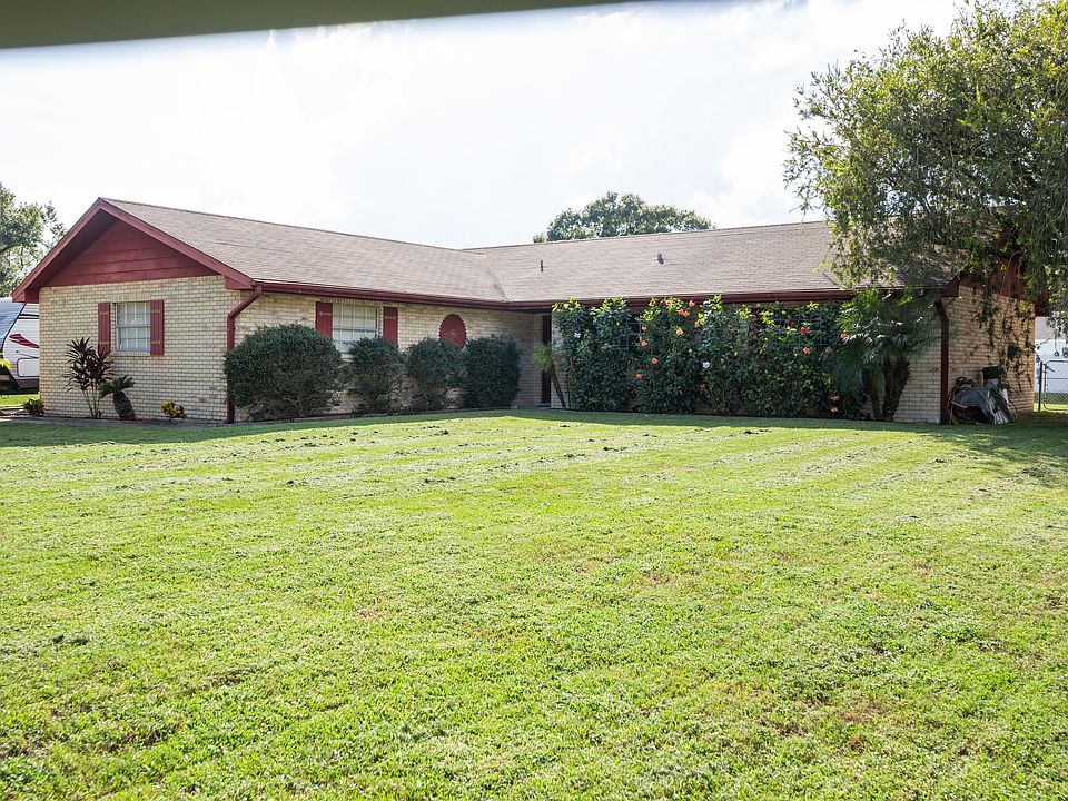 1st image of 5744 Crafton Dr