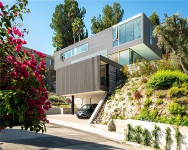 3925 Murietta Ave, Sherman Oaks, CA, 91423