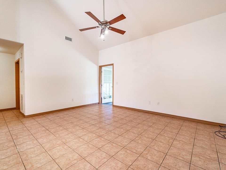 44 River Blf Castroville, TX Zillow