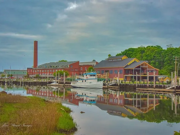 45 Main St #111, Wareham, MA 02571