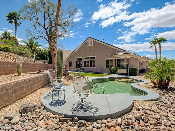 2nd image of 1442 Romanesca Dr