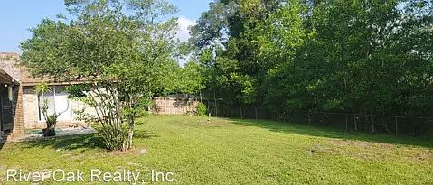 2nd image of 230 Foxridge Rd