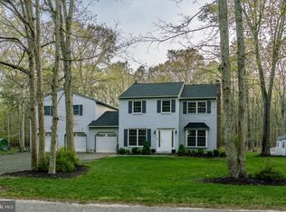 17 Red Oak Dr, Tabernacle, NJ 08088