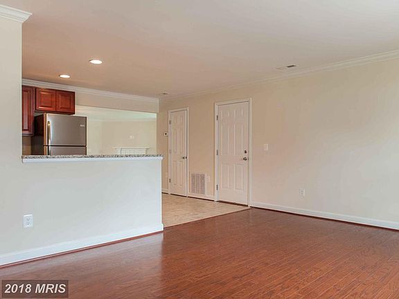 3rd image of 4911 Keeler Ct