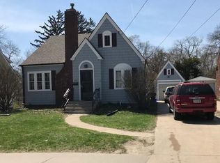 421 Melrose Ct, Iowa City, IA 52246
