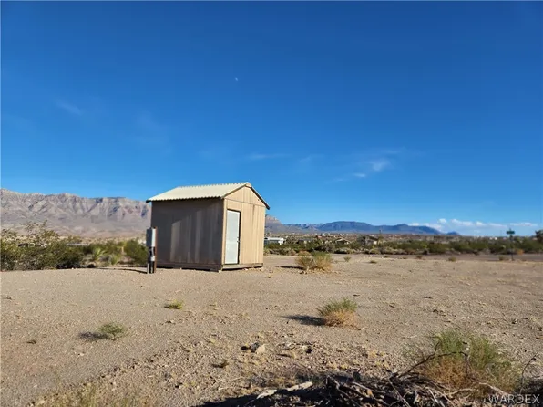 605 E Yates Dr, Meadview, AZ 86444