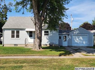 132 W Main St, Manly, IA 50456