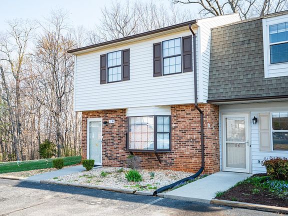 2nd image of 86 Cape Charles Sq