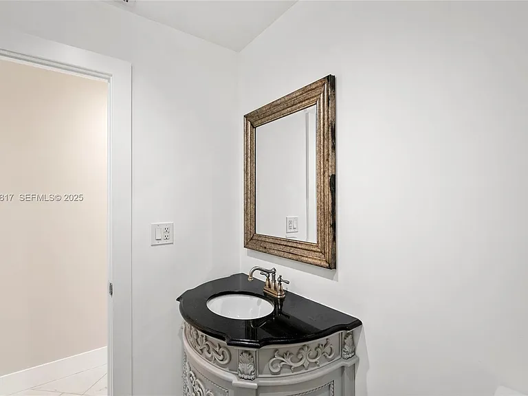 13611 SW 77th St — Photo 27
