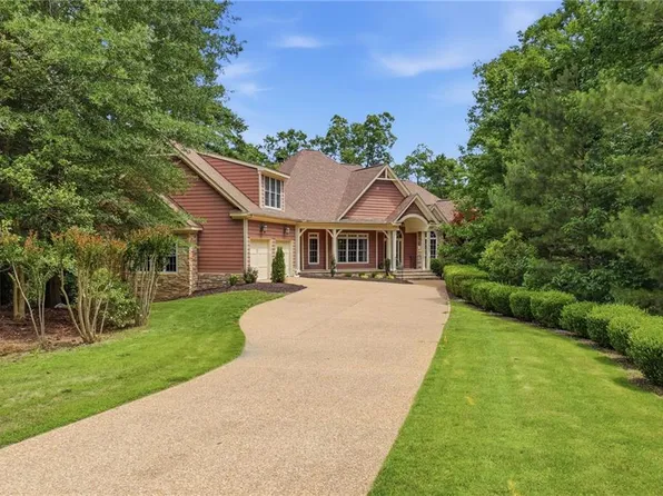 3143 Windy Branch Dr, Toano, VA 23168