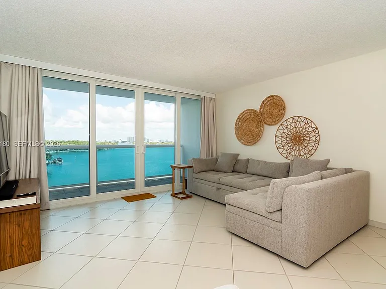 6770 Indian Creek Dr #8L — Photo 14