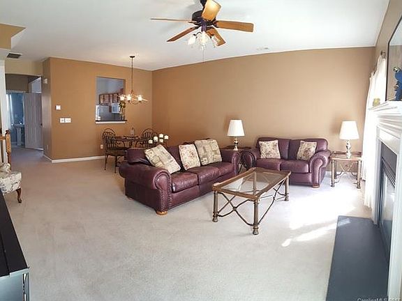 3rd image of 9626 Blossom Hill Dr #44