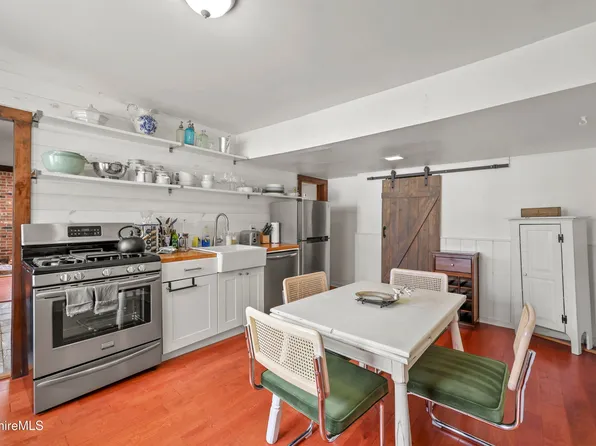 203-205 Main St, Hancock, MA 01237