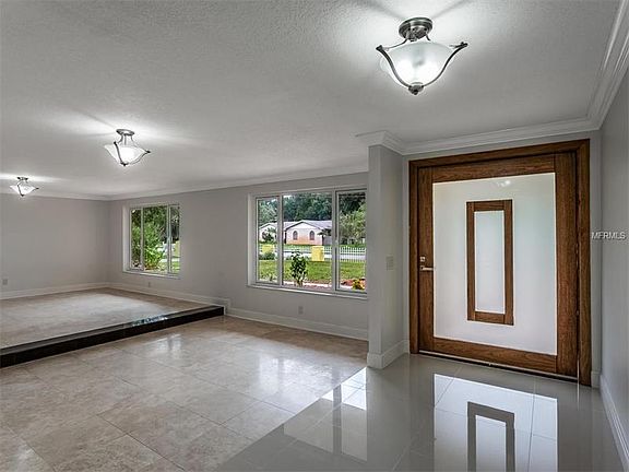 3rd image of 8307 Terracewood Cir