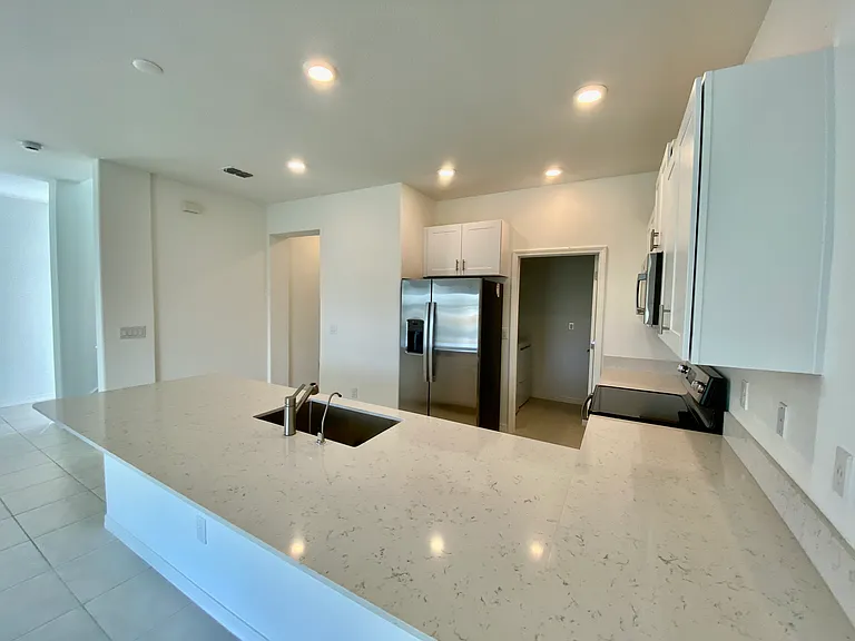 6246 Shiner St — Photo 8