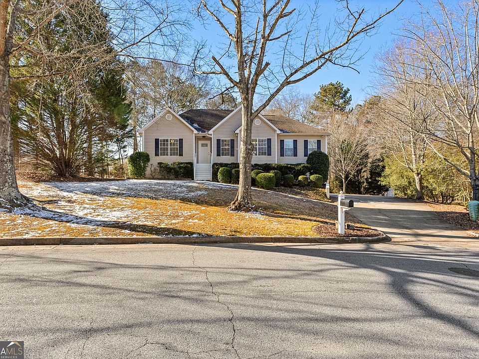 1st image of 61 Pebble Creek Dr