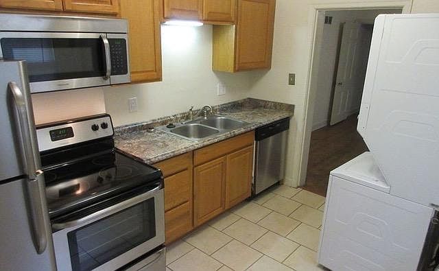 1st image of 1509 University Ave APT 2