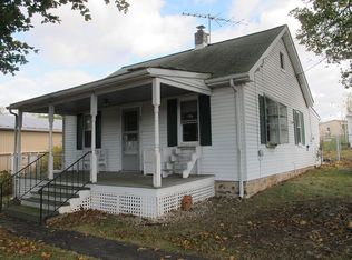 201 Cross St, Mount Airy, MD 21771