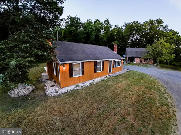 7384 S Susquehanna Trl, Port Trevorton, PA 17864