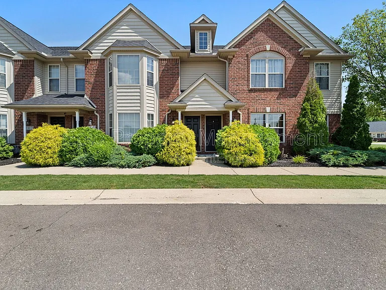 101 Taddeo Dr — Photo 1