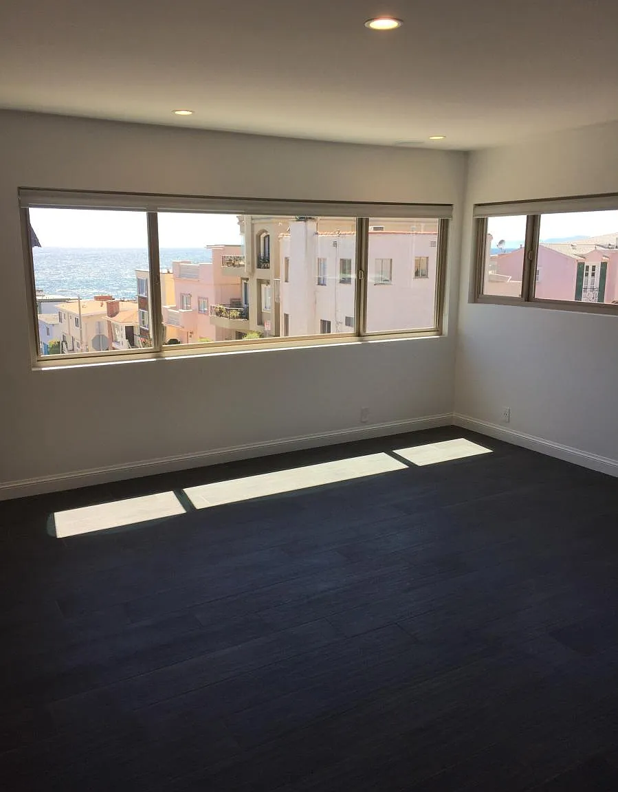 2 bed, 936 sqft, $5,595 — Photo 1