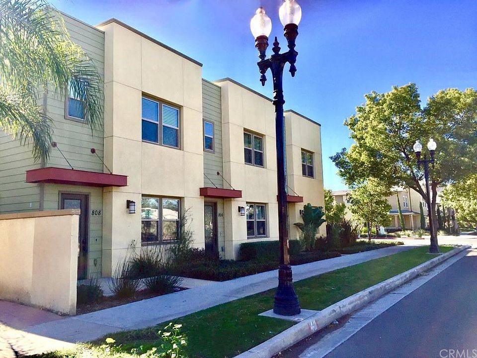 1st image of 804 E Santa Ana Blvd