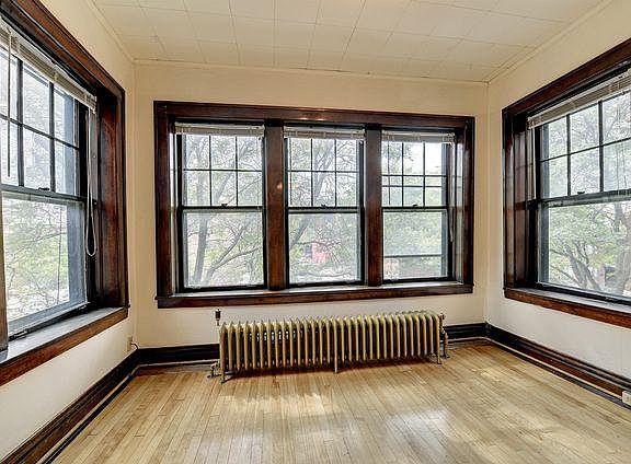 5th image of 383 Dayton Ave #19
