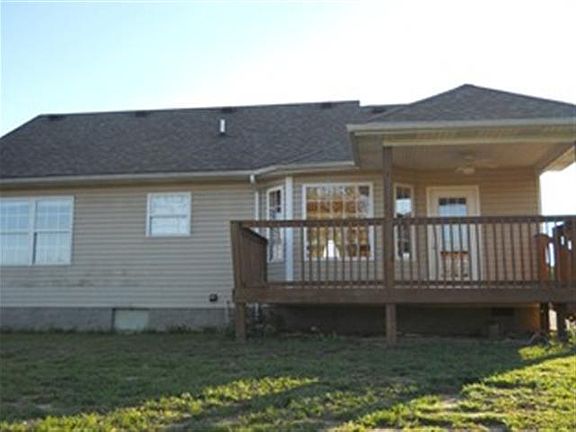 2nd image of 728 Tecumseh Dr