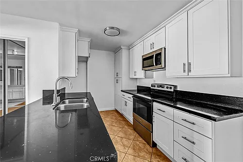 5334 Lindley Ave #319 Photo 1