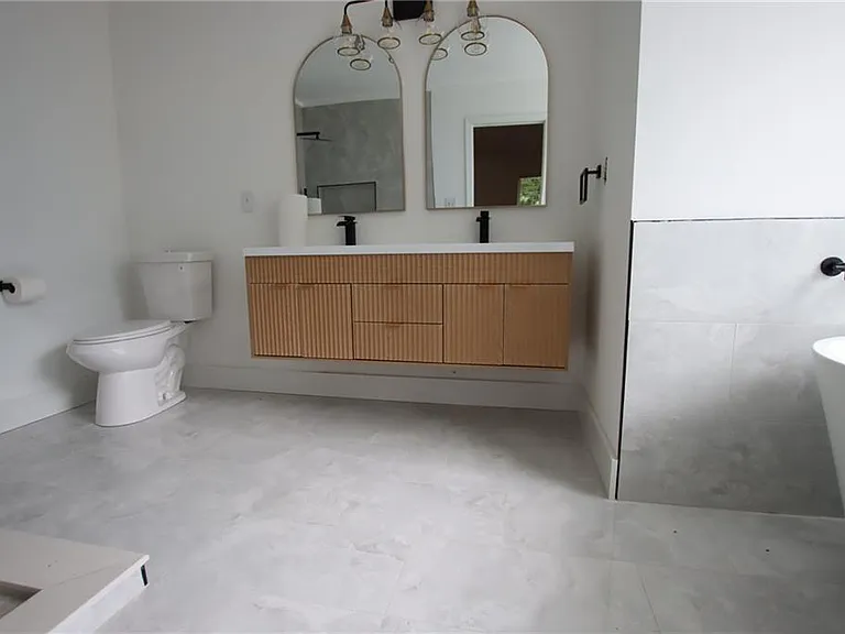 2256 Dresden Grn NW — Photo 17