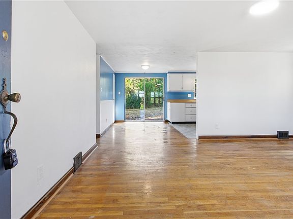 5th image of 222 Bellbridge Rd