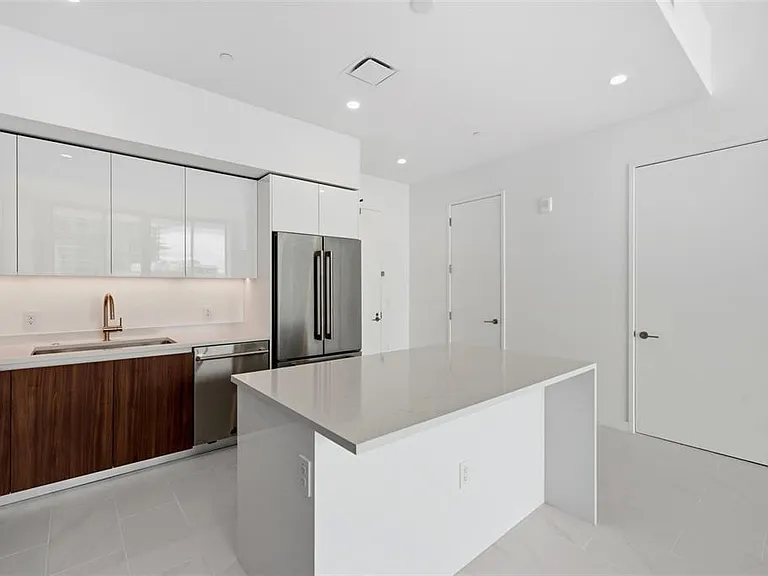 400 Central Ave #1903 — Photo 26