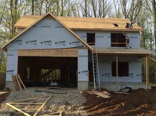 1245 W Countryside Ln, Bloomington, IN 47403
