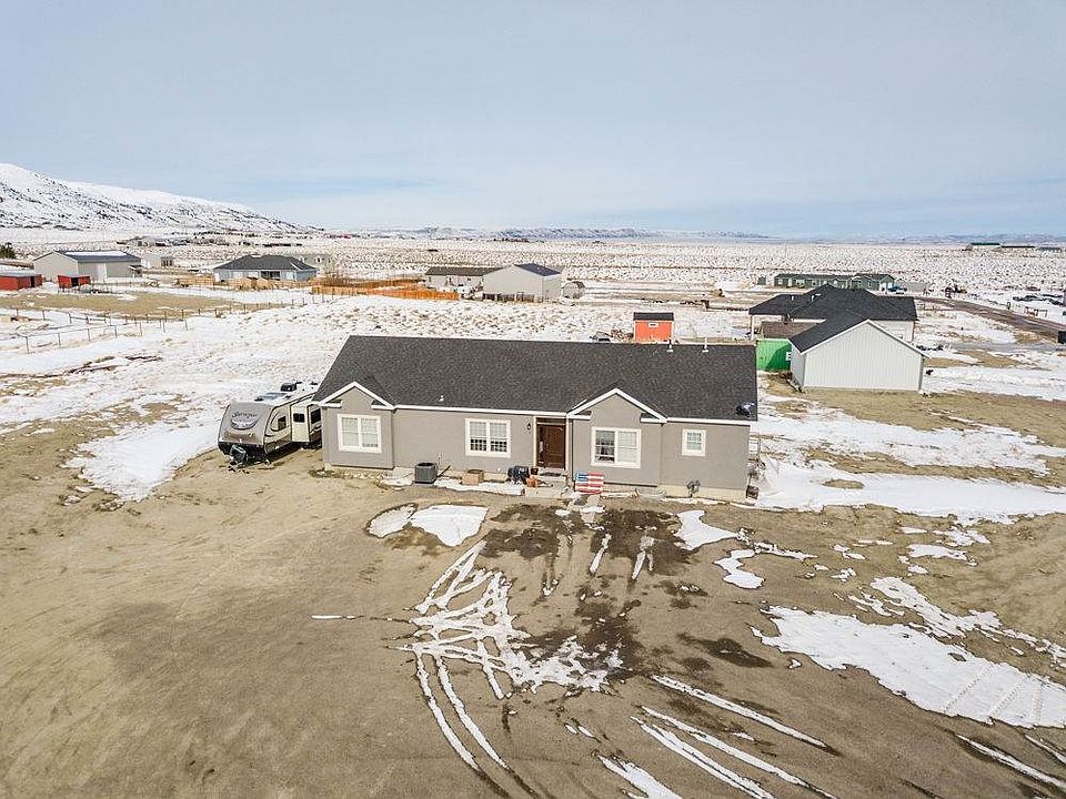 1st image of 5 Lakota Dr