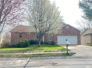 4506 S Fallwood Ct, Columbia, MO 65203