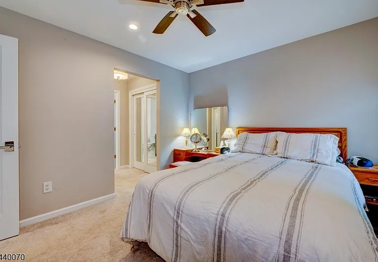 78 Wendover Ct — Photo 16